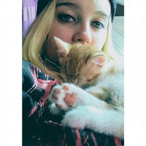 Meet your Posher, Brittany